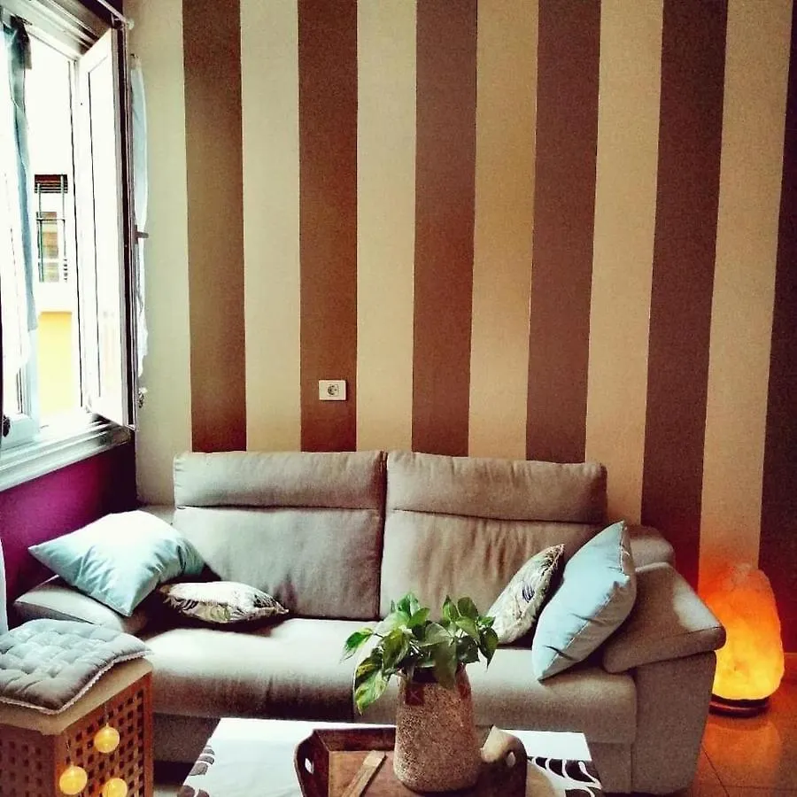 Vivienda Vacacional Vaiana Las Rosas  Apartman Las Rosas (Arona, Tenerife)